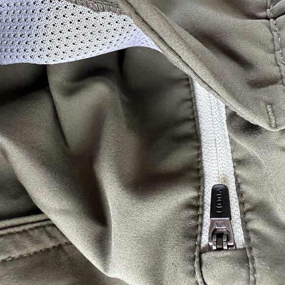 VUORI The Weekend Jogger Pants Green Lightweight Travel Women's Size L Pockets - Picture 9 of 10